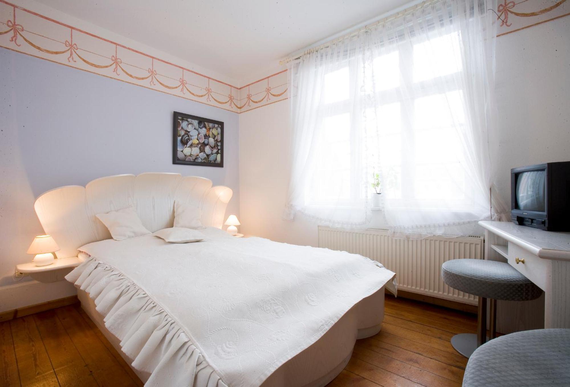 Hotel Reingard Wismar Ngoại thất bức ảnh